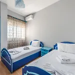 Belleview 4 *