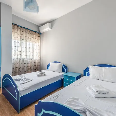 Belleview 4 *